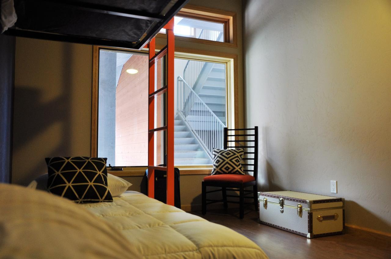 The Bunkhouse * Minturn